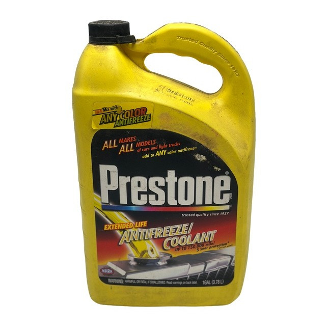 Image of a yellow container labeled "Antifreeze/Coolant Extended Life"